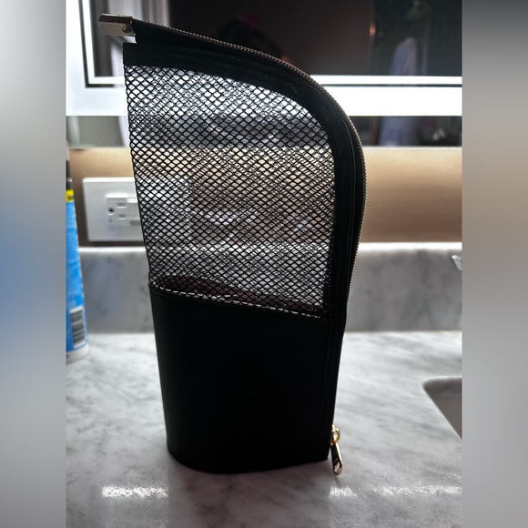 Black Travel Makeup Brush Holder Organizer Bag Zipper Pouch Portable Stand-Up - Picture 5 of 8